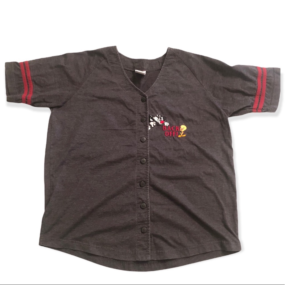 2001 Looney Tunes shirt